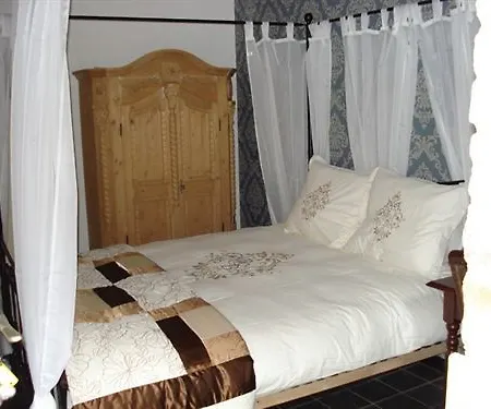 Hotel Berneau Отель 3*