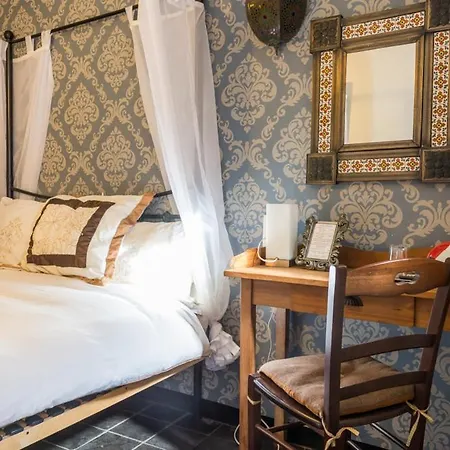 Отель Hotel Berneau 3*